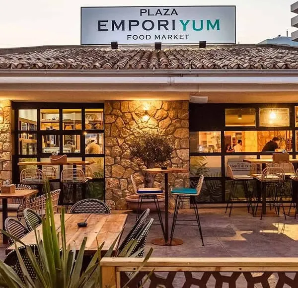 Plaza Emporiyum restaurant in Magaluf