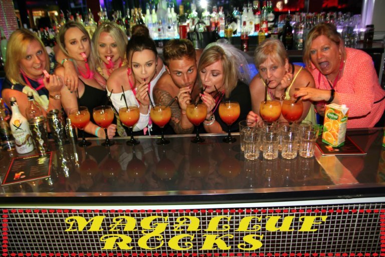 Cocktail making Class stag and hen magaluf